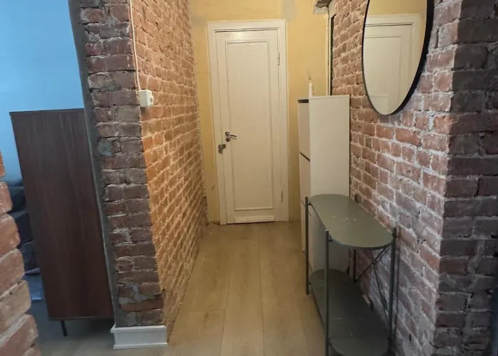 57 Hideaway - At Old Town 57sqm Centre *