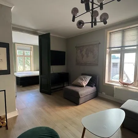 57 Hideaway - At Old Town 57sqm Centre Apartment