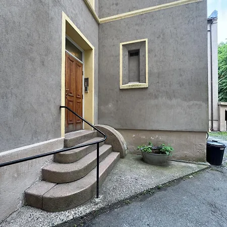 Apartment 57 Hideaway - At Old Town 57sqm Centre *